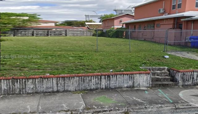1611 Nw 2nd Street, Miami