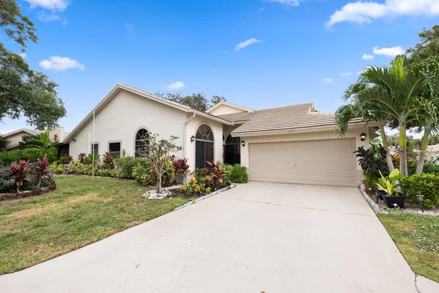 10933 Stafford Circle S, Boynton Beach