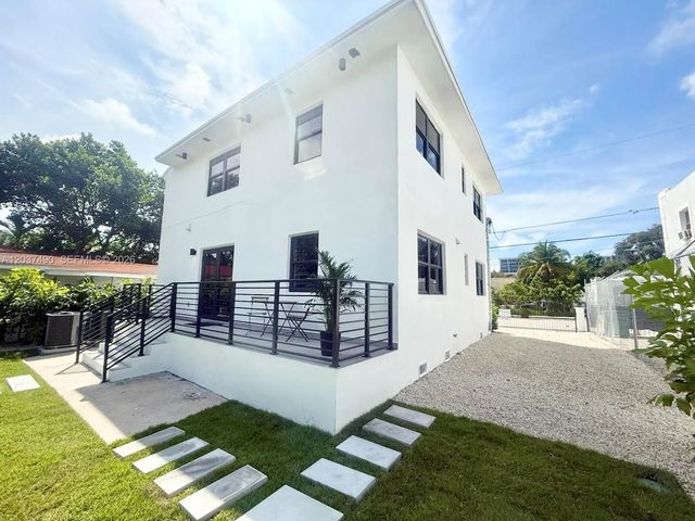 2 of 20 - 243 Nw 32nd Street, Miami, FL