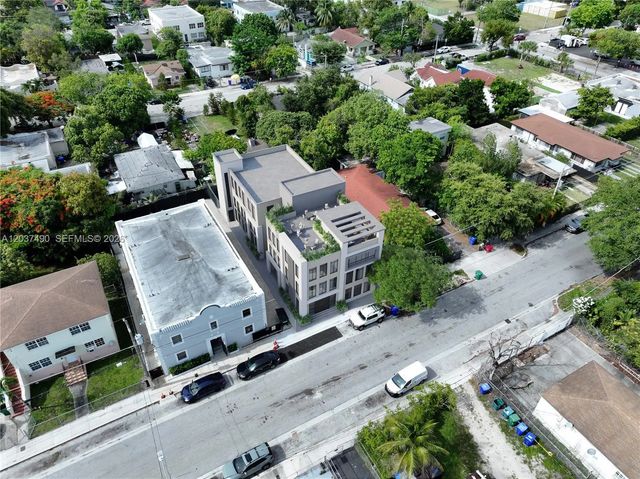 4 of 20 - 243 Nw 32nd Street, Miami, FL
