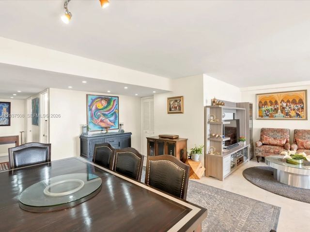 5 of 29 - 18071 Biscayne Boulevard #1401, Aventura, FL