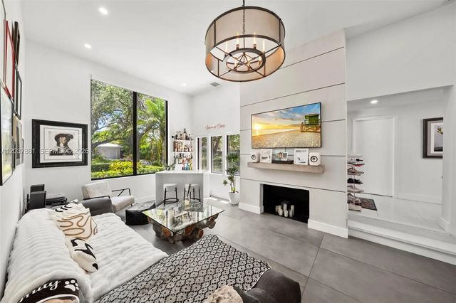 269 Ne 104th Street, Miami Shores