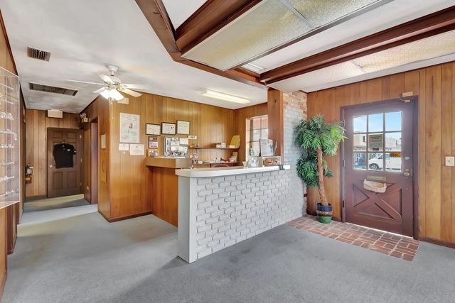 5 of 14 - 610 Northlake Boulevard, Lake Park, FL