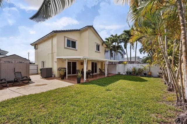 4 of 20 - 18536 Nw 56th Place, Miami Gardens, FL