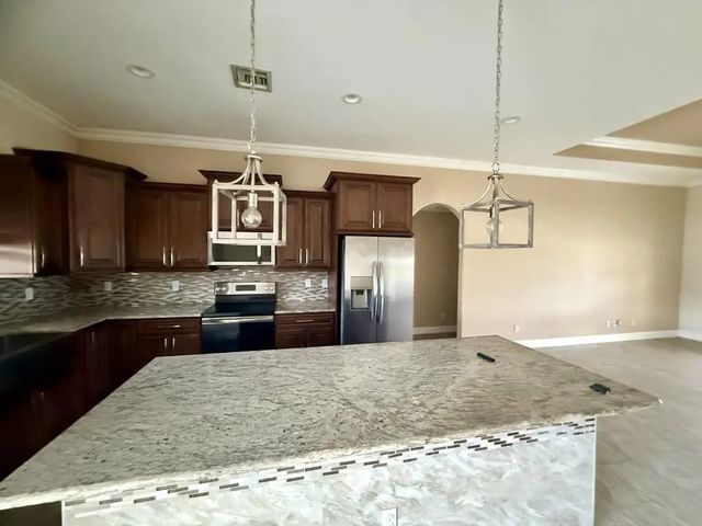 4 of 16 - 4417 Sw Baturro Street, Port St. Lucie, FL