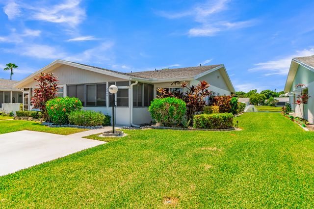 3 of 47 - 3360 Ne Rossi Court Ne, West Palm Beach, FL