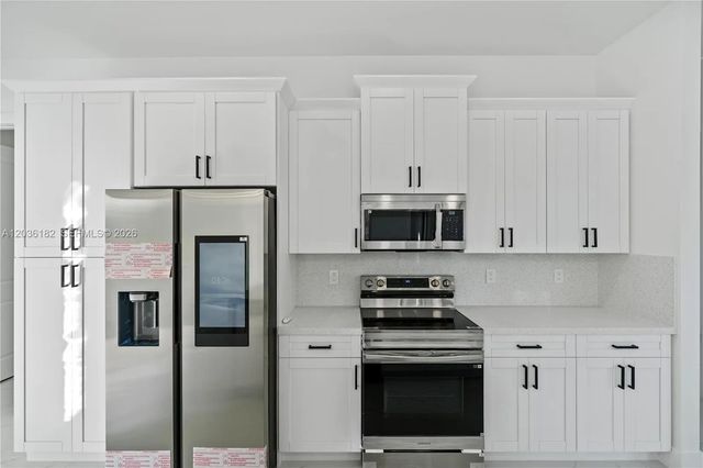 3 of 8 - 1116 Eighth Avenue, Lehigh Acres, FL