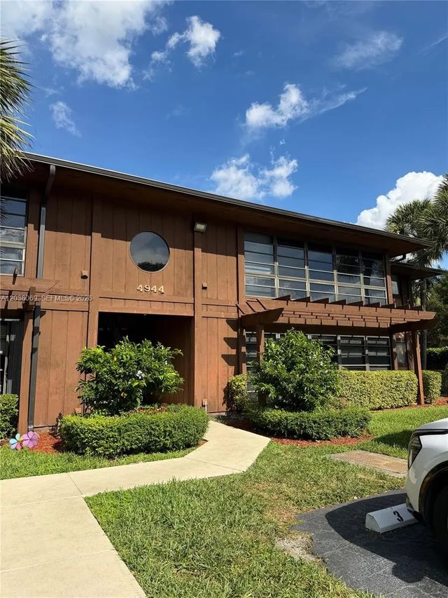 4944 Nw 102nd Avenue #204-3, Doral