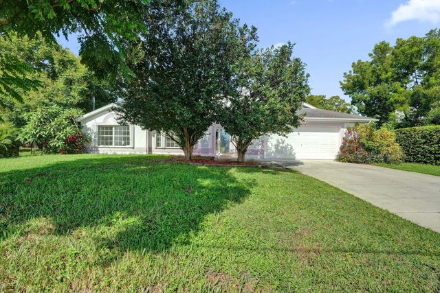 1212 Se Petunia Avenue, Port St. Lucie