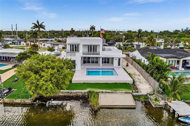 2 of 29 - 10755 Sw 52nd Terrace, Miami, FL