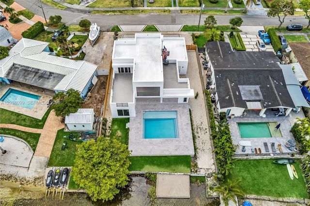 3 of 29 - 10755 Sw 52nd Terrace, Miami, FL