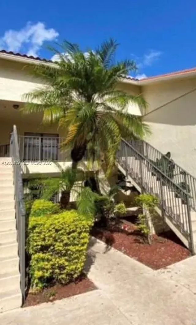 1442 Lake Crystal Drive #g, West Palm Beach