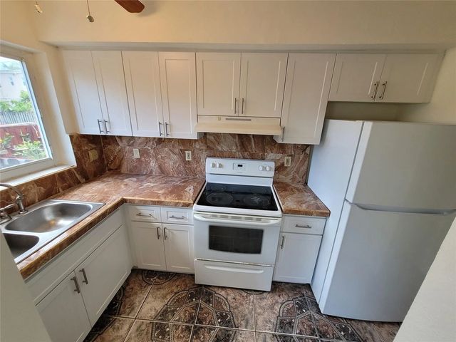 3 of 13 - 8451 Nw 4th Avenue #8451, Miami, FL