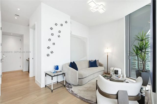 3 of 25 - 175 Se 25th Road #1604, Miami, FL