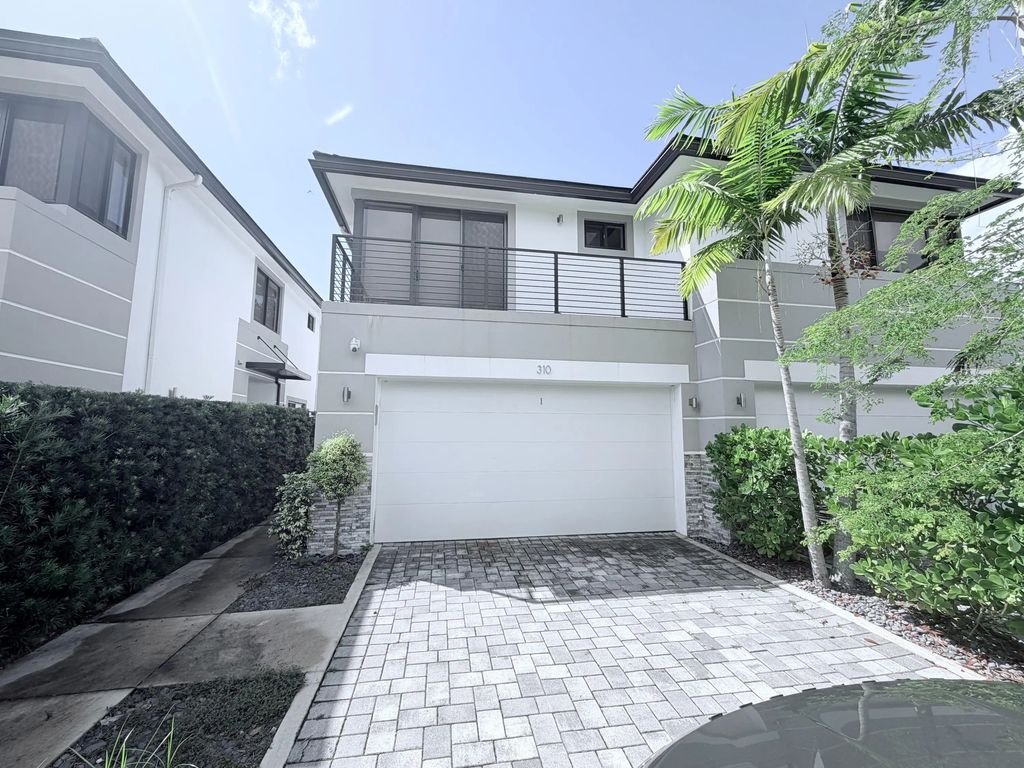 310 Sw 9th Street #1, Fort Lauderdale