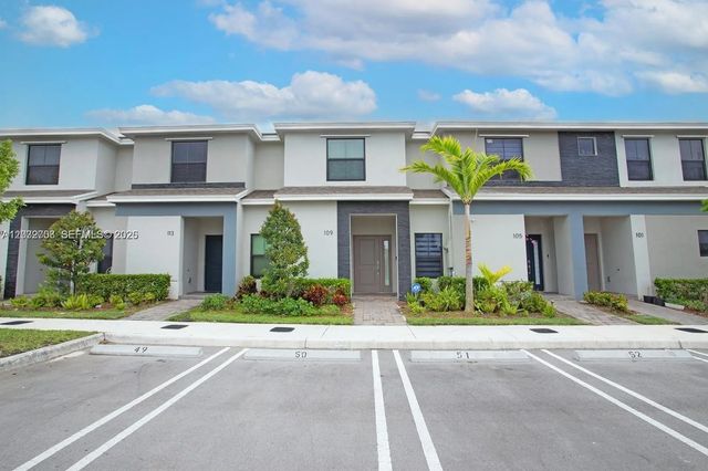 109 Ne 3rd Court, Florida City