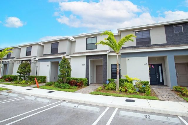 3 of 26 - 109 Ne 3rd Court, Florida City, FL