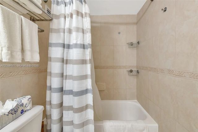 5 of 20 - 19201 Collins Avenue #1001, Sunny Isles Beach, FL