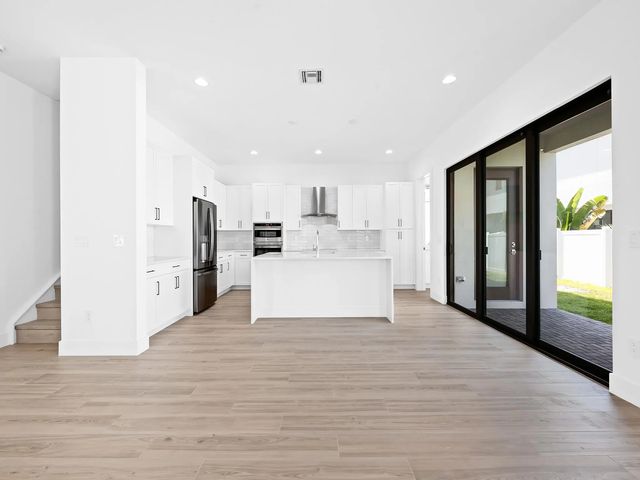 3 of 23 - 1449 Sw 23rd Court, Fort Lauderdale, FL