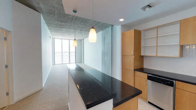 2 of 7 - 300 S Australian Avenue #611, West Palm Beach, FL