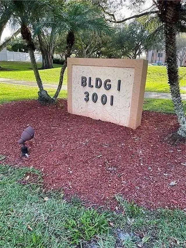 2 of 24 - 3001 W Rolling Hills #608, Davie, FL