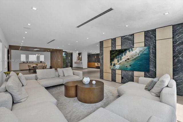 4 of 42 - 431 Layne Boulevard, Hallandale Beach, FL
