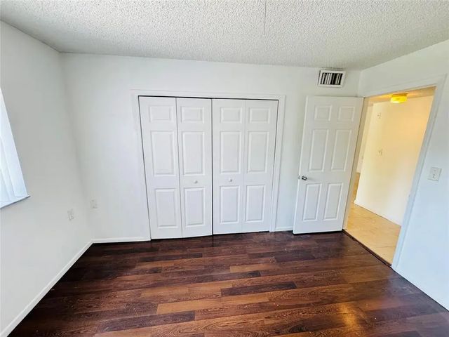 4 of 13 - 1068 N Benoist Farms Road #302, West Palm Beach, FL