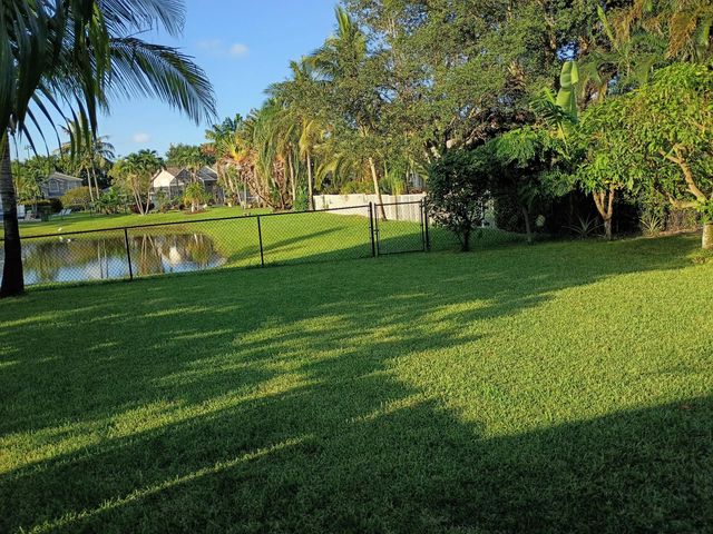 2 of 38 - 11483 Beacon Pointe Lane, Wellington, FL