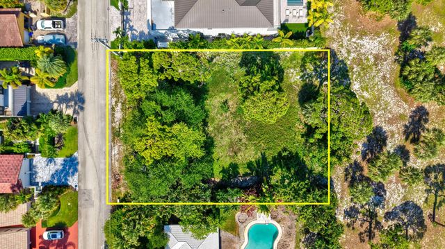 2 of 11 - 442 E Royal Palm Road, Boca Raton, FL