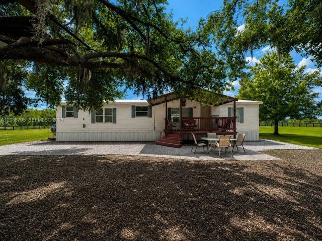 1 Ridge Road, Frostproof