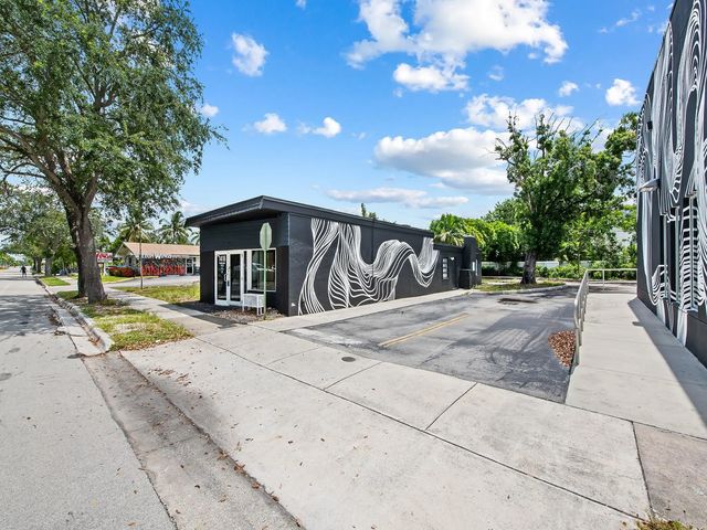 3 of 14 - 1416 Ne 4th Avenue, Fort Lauderdale, FL
