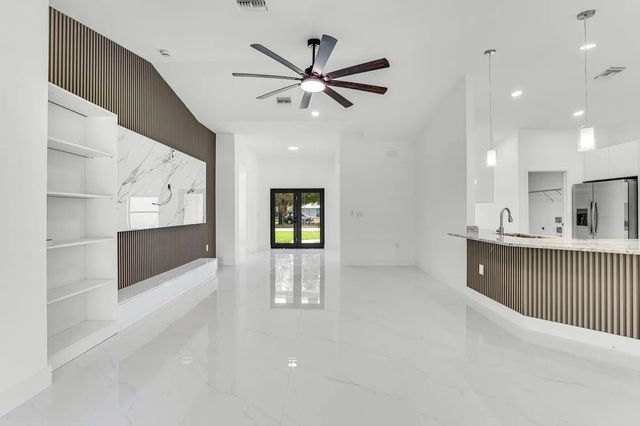 5 of 20 - 2702 50th Street Sw, Lehigh Acres, FL