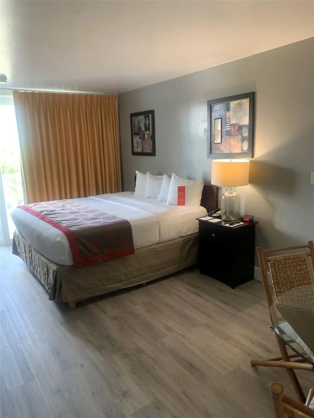 4 of 11 - 19201 Collins Avenue #231, Sunny Isles Beach, FL