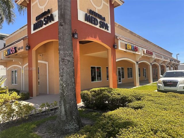 3 of 14 - 400 E Hallandale Beach Boulevard, Hallandale Beach, FL