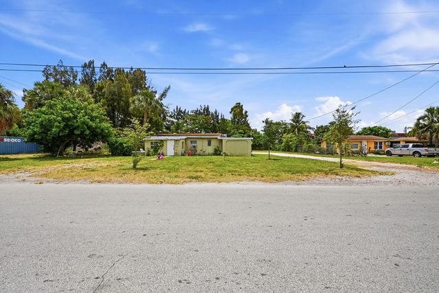2 of 32 - 700 Sw 8th Street, Pompano Beach, FL