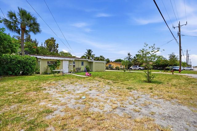 3 of 32 - 700 Sw 8th Street, Pompano Beach, FL