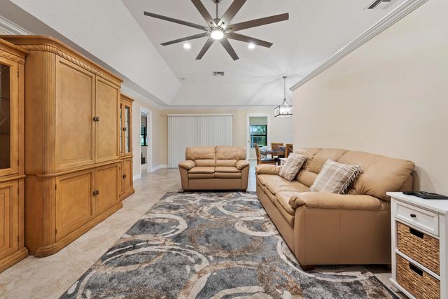 109 Half Moon Circle #c, Jupiter