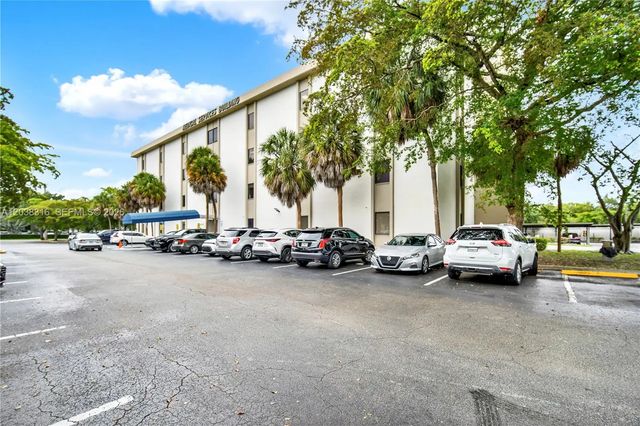 2 of 21 - 4101 Nw 4th Street, Plantation, FL