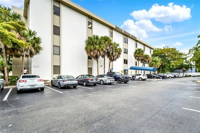 3 of 21 - 4101 Nw 4th Street, Plantation, FL