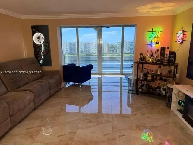 2 of 8 - 101 Se 3rd Avenue #506, Dania Beach, FL