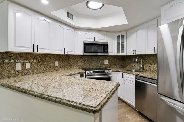 8205 Lake Drive #103, Doral