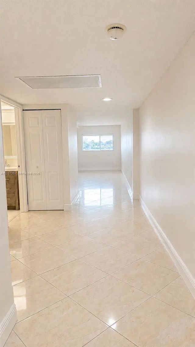 4 of 32 - 901 Sw 141st Avenue #111m, Pembroke Pines, FL