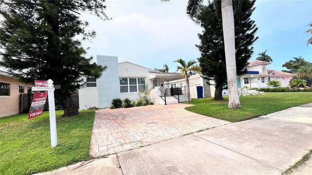 2 of 32 - 1031 Hollywood Boulevard, Hollywood, FL