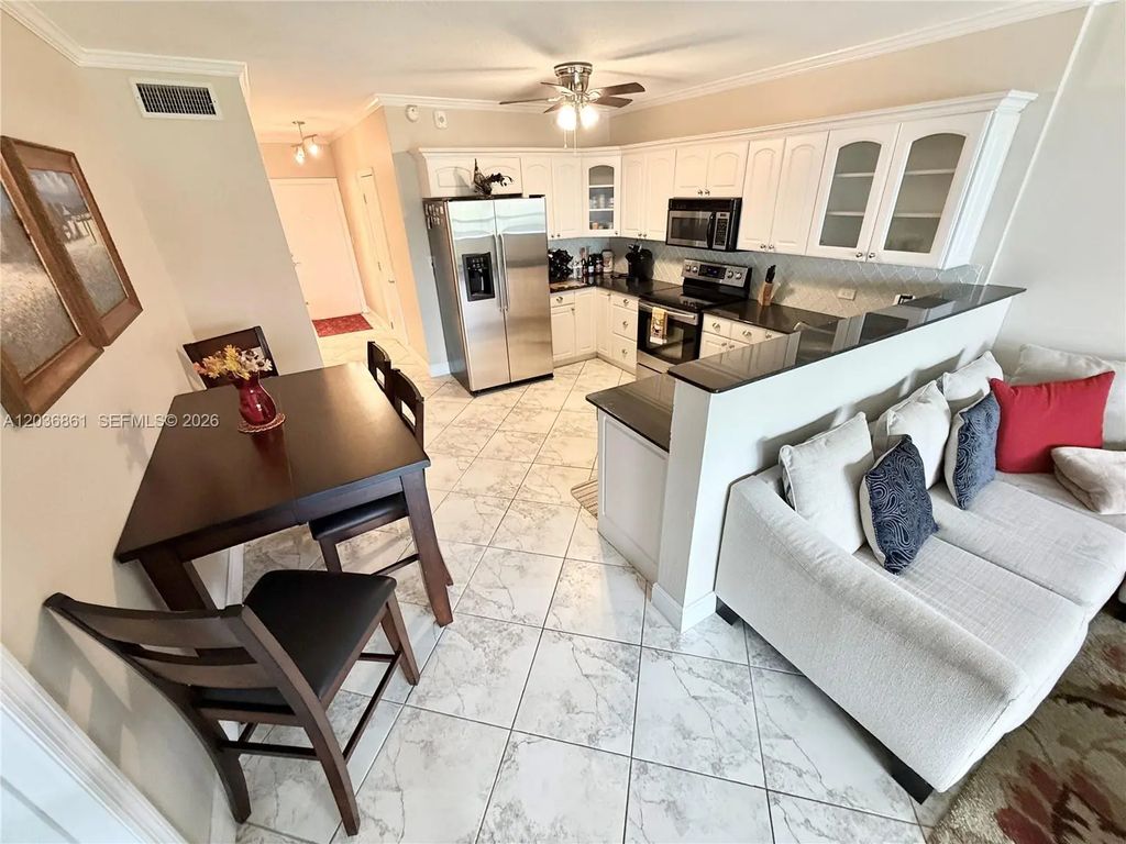 1000 Sw 12th Street #201, Fort Lauderdale