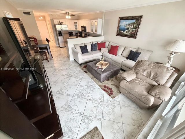 4 of 52 - 1000 Sw 12th Street #201, Fort Lauderdale, FL