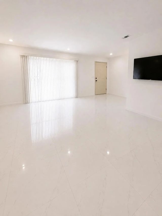 3 of 18 - 230 Sw Inwood Avenue, Port St. Lucie, FL