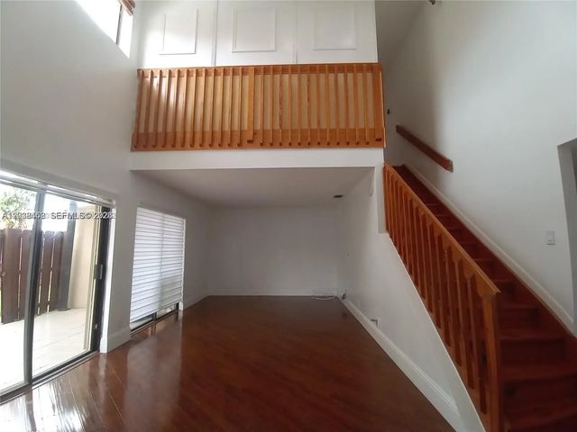 2 of 12 - 6533 Nw 170th Lane, Hialeah, FL