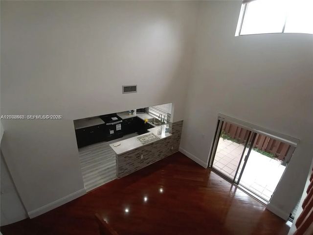 4 of 12 - 6533 Nw 170th Lane, Hialeah, FL