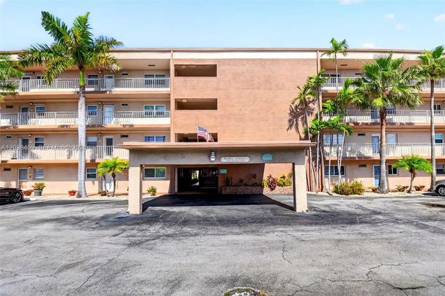 3 of 47 - 2615 Ne 1st Court #303, Boynton Beach, FL