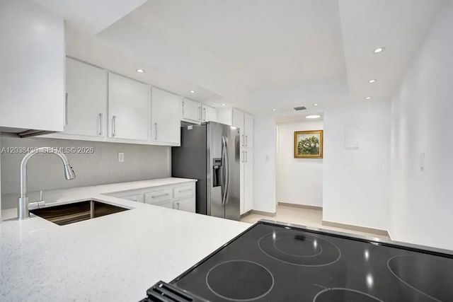 5 of 12 - 400 Leslie Drive #1022, Hallandale Beach, FL